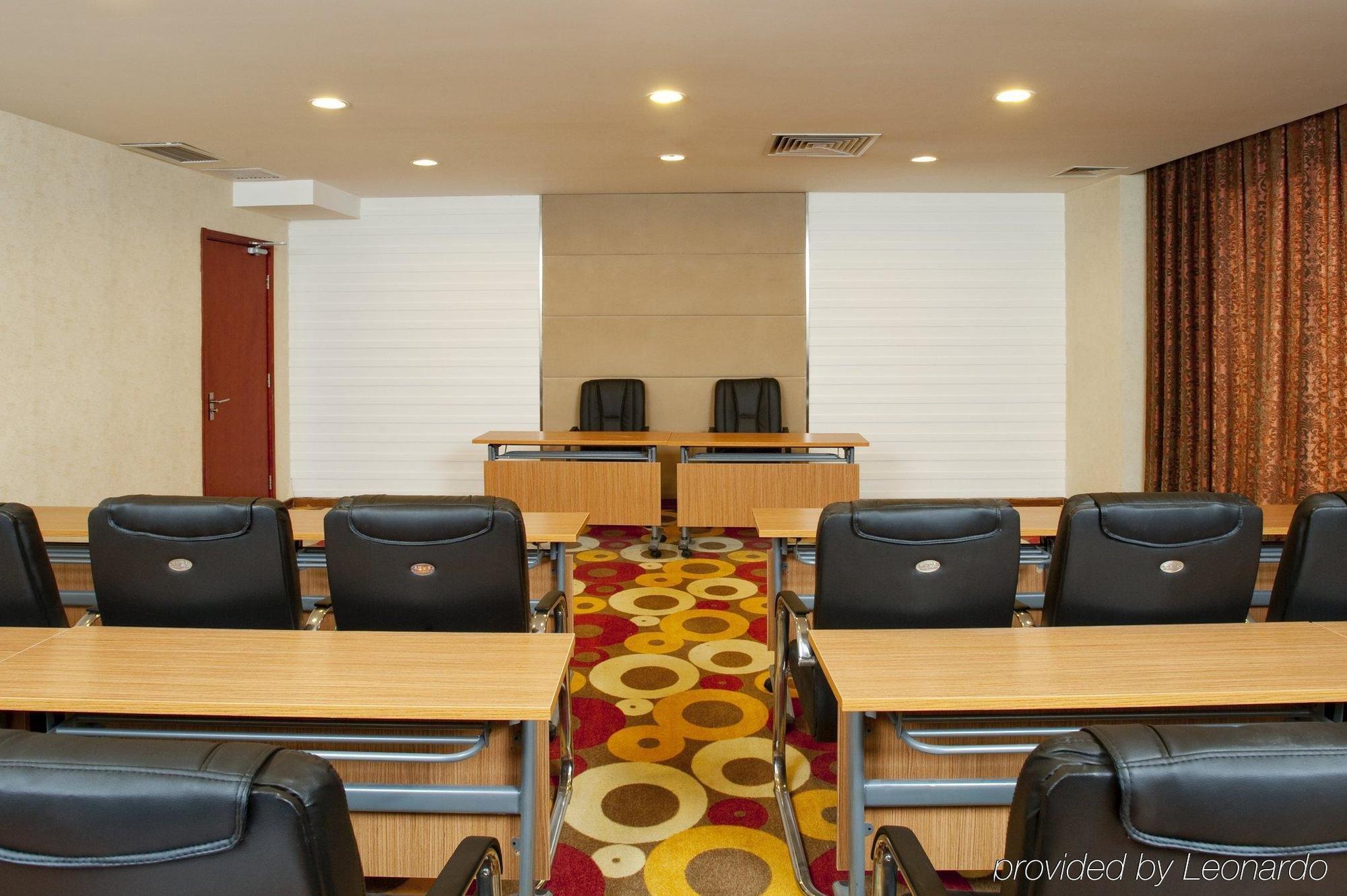 Holiday Inn Express Tianjin Dongli, An Ihg Hotel Facilities photo